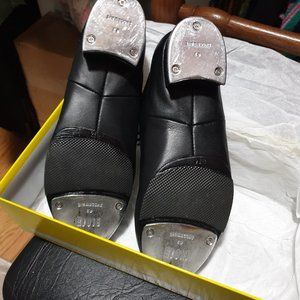 Bloch Tap Shoes, Size 8 medium
